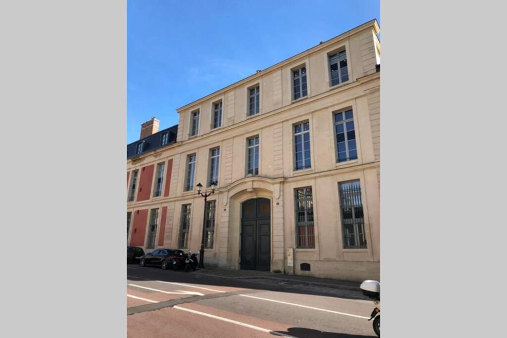 L'Independance Lejlighed Versailles Eksteriør billede